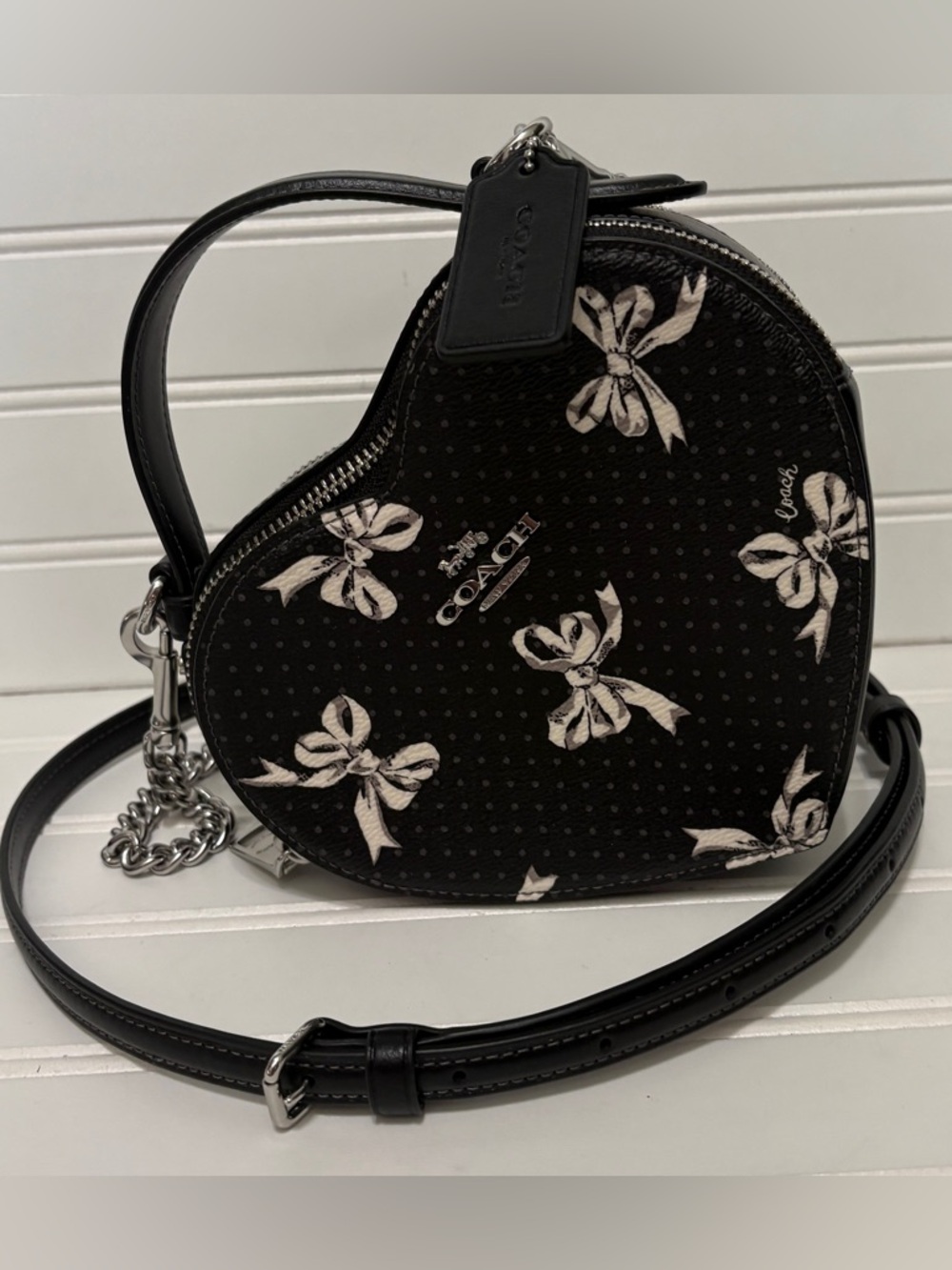 COACH Heart Black Leather Small Bow Print Shoulder Crossbody Bag Purse Tote